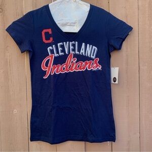 NWT WOMENS 4her MLB CLEVELAND INDIANS FINALS V NECK T SHIRT Size SMALL - F92